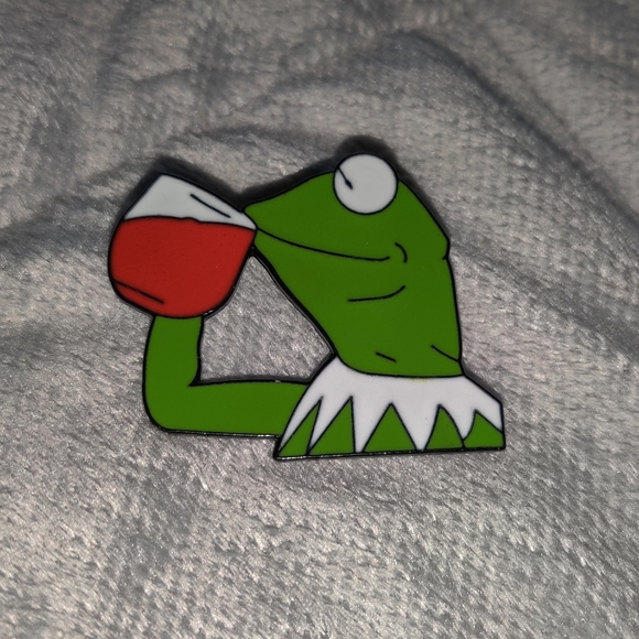 Frog Meme Enamel Pin 🐸 - Picture 2 of 3